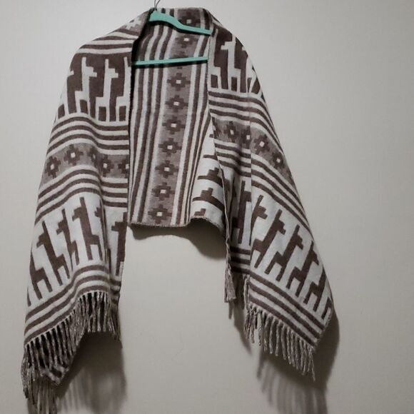 South american Wool Shawl Scarf brown and cream alpaca llama design o/s handmade - Picture 1 of 3
